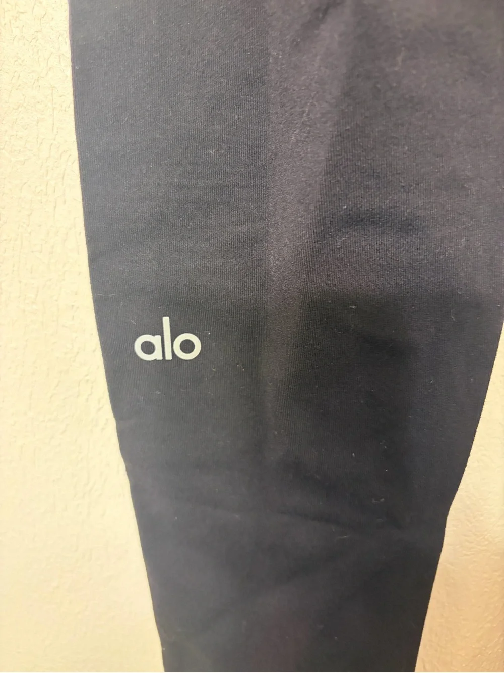 Alo Yoga Women’s Black Leggings Size Medium